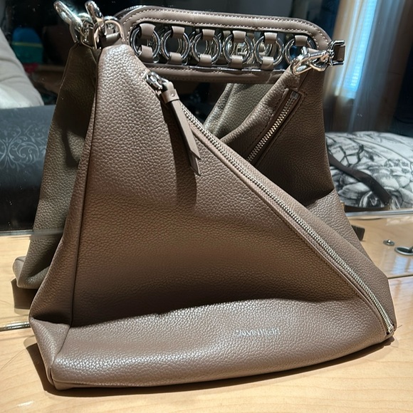 Calvin Klein Geo Rocky Road Hobo Handbag/Purse Taupe Vegan Leather LIKE NEW - Picture 1 of 10
